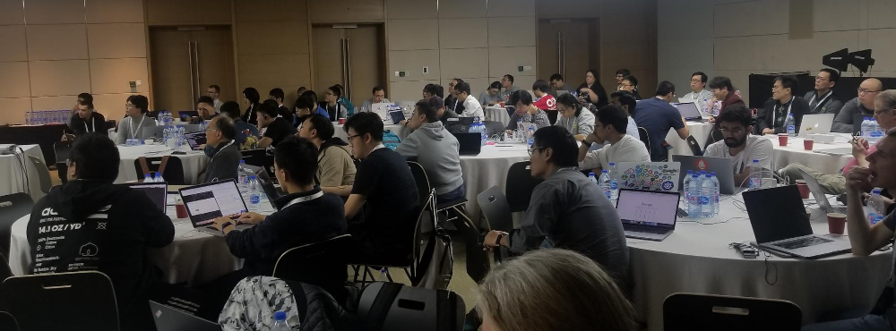 Kubecon Shanghai New Contributor Summit attendees.  Photo by Jerry Zhang